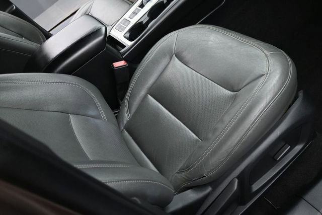 Used 2021 Ford Explorer XLT RWD image 35
