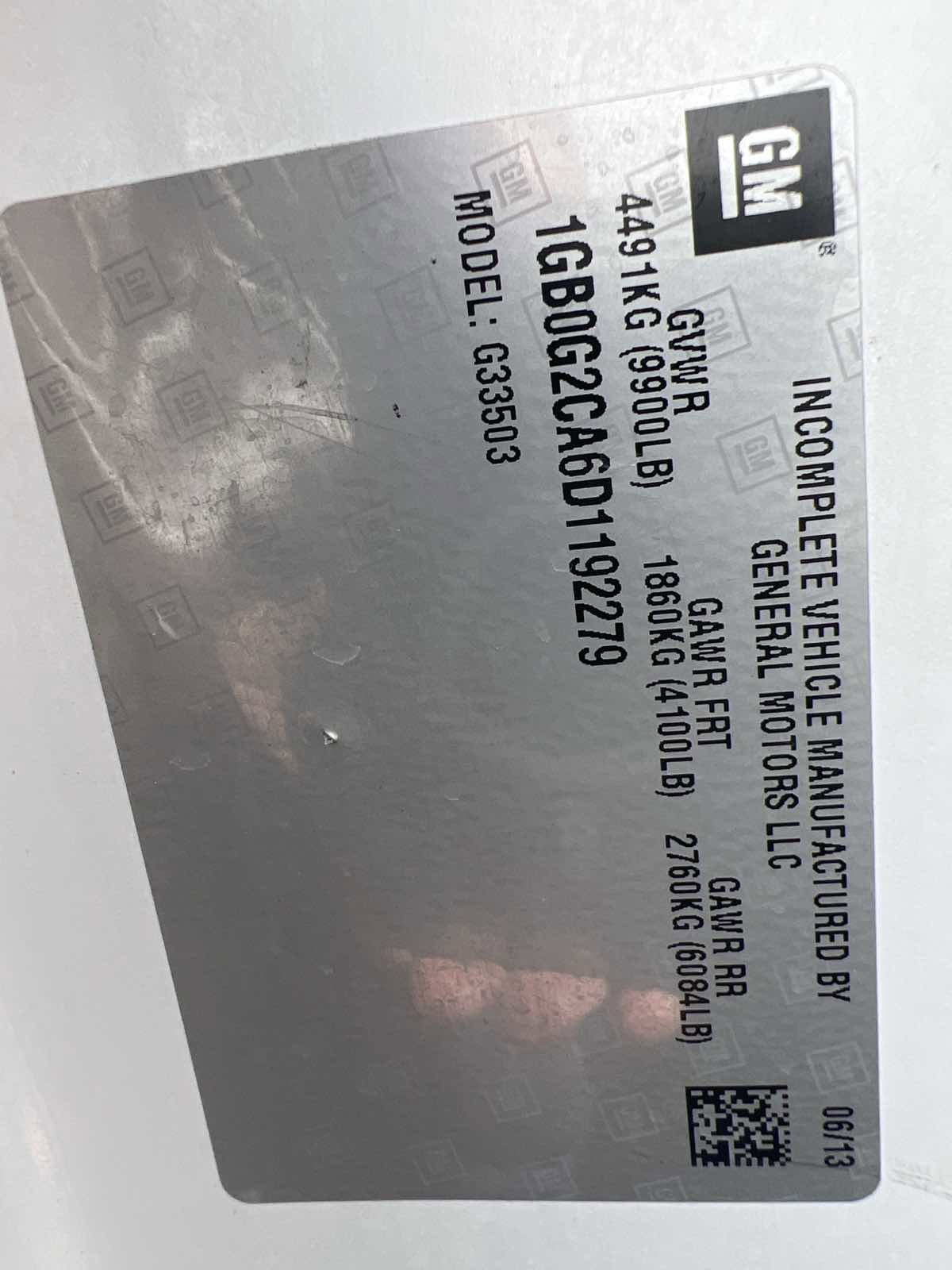 Used 2013 Chevrolet Express 3500 w/ Chrome Appearance Package image 14