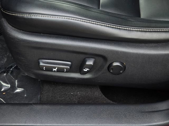 Used 2015 Lexus CT 200h image 11