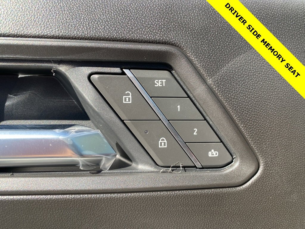New 2026 GMC Canyon AT4X w/ AT4X AEV Edition image 18