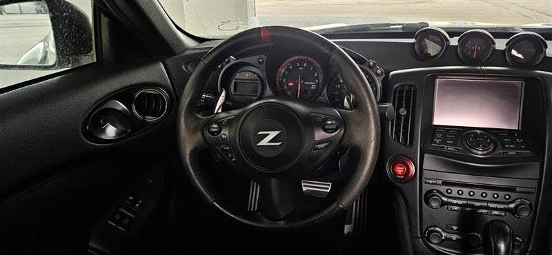 Used 2016 Nissan 370Z NISMO image 11