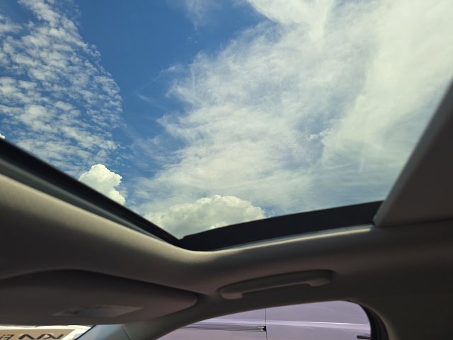 Used 2025 Kia Sorento S w/ Panoramic Sunroof Package FWD image 13