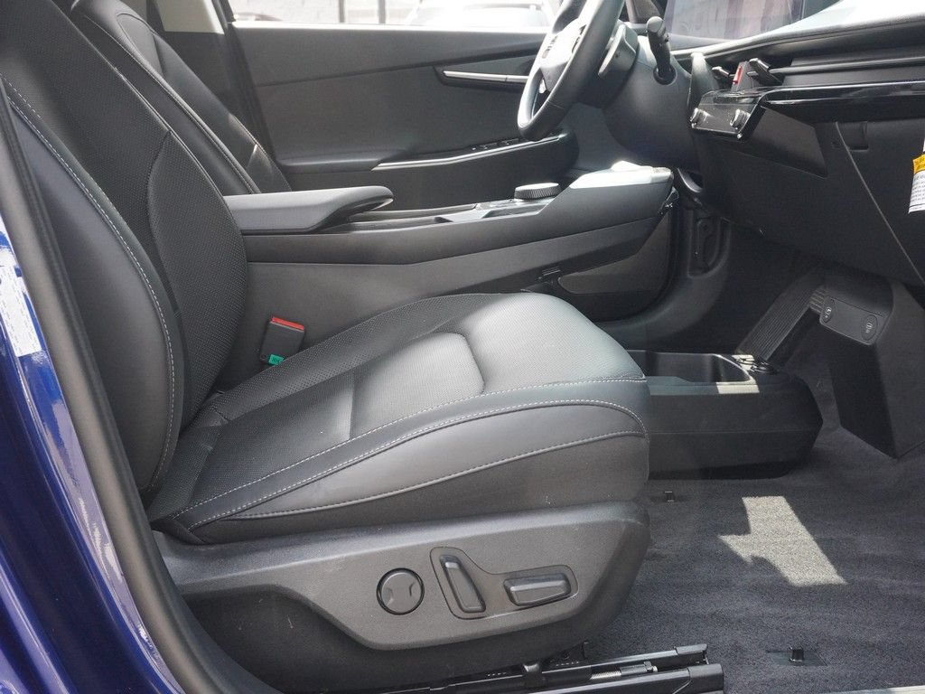 Used 2024 Kia EV6 Wind w/ Wind Technology Package AWD/4WD image 26
