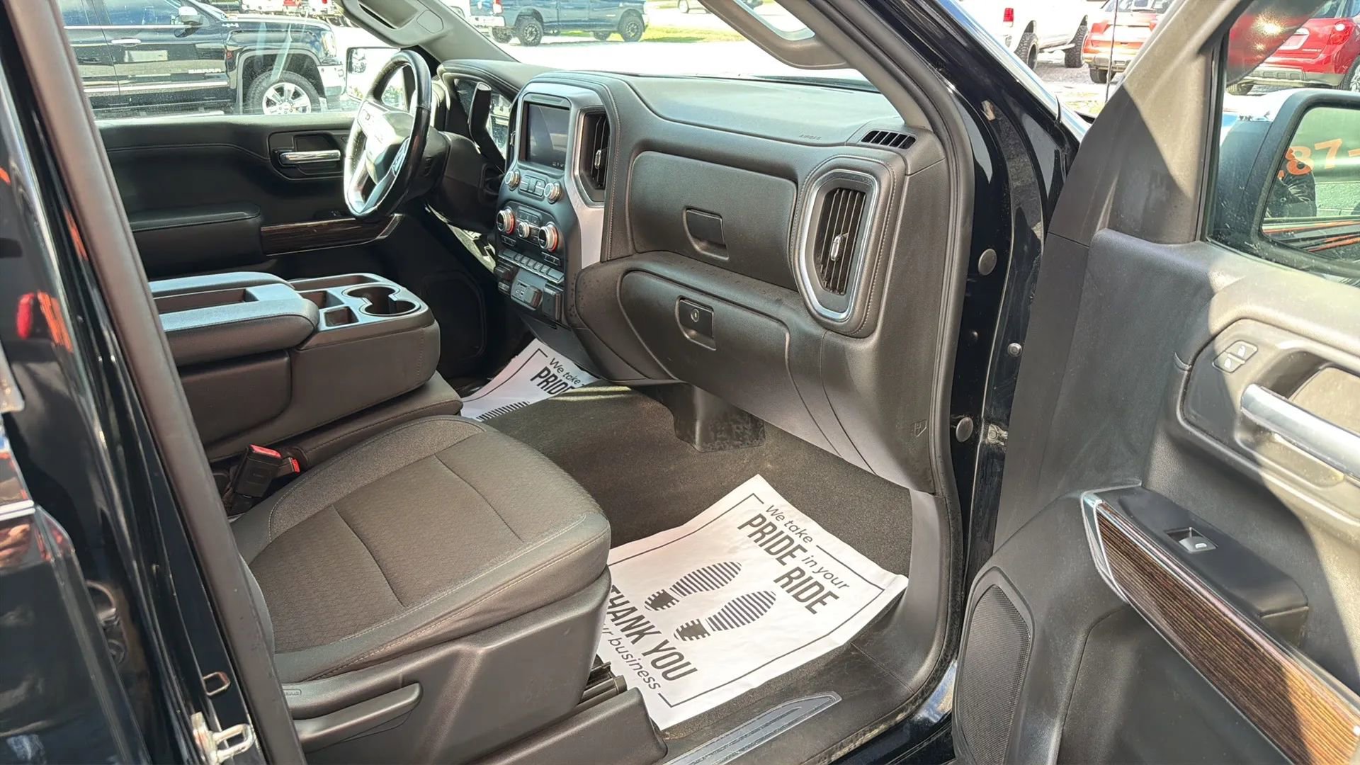 Used 2019 GMC Sierra 1500 SLE w/ SLE Value Package image 12