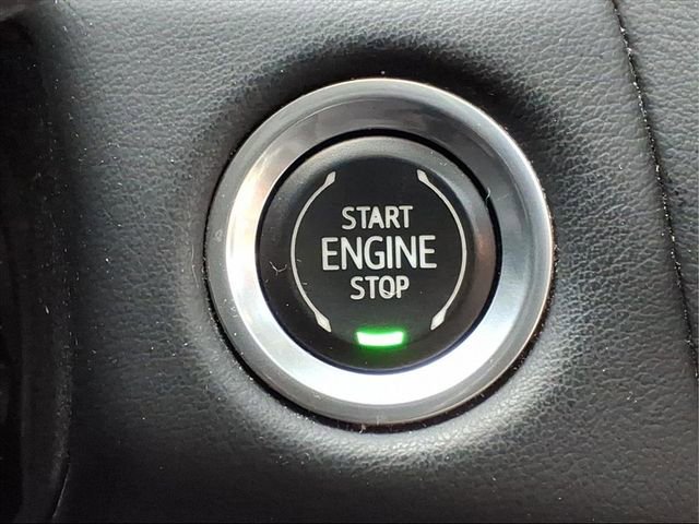 Used 2022 Chevrolet Tahoe LT w/ Luxury Package image 23