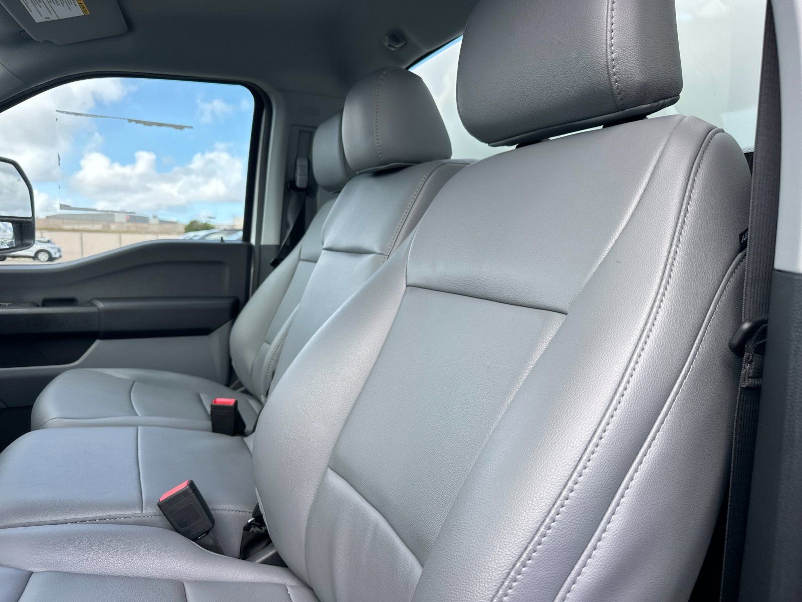 New 2026 Ford F550 4x4 Regular Cab Super Duty image 13