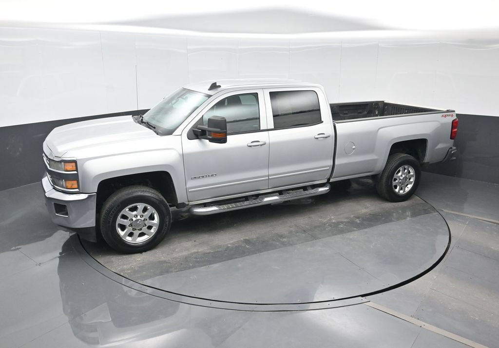 Used 2015 Chevrolet Silverado 2500 LT w/ LT Convenience Package AWD/4WD image 18