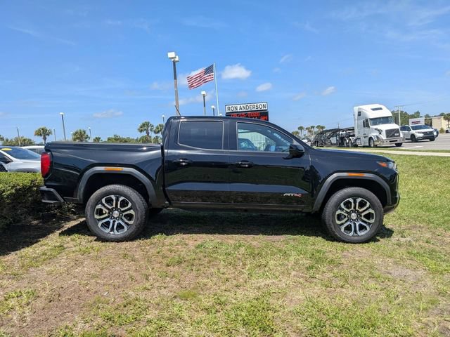 Used 2024 GMC Canyon AT4 w/ AT4 Premium Package AWD/4WD image 2