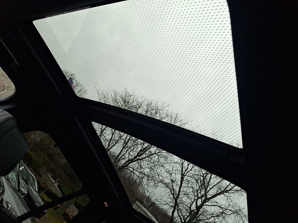 Used 2021 BMW X5 M50i w/ Executive Package image 15