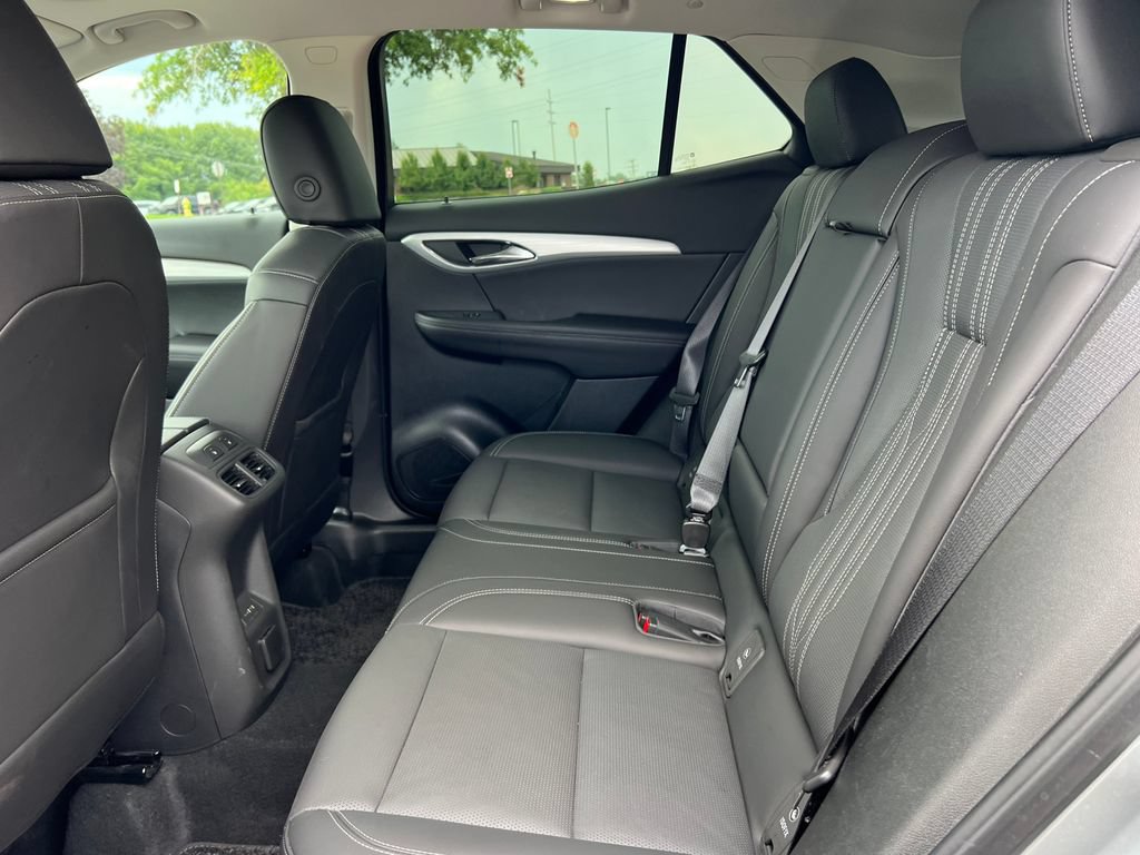 Used 2024 Buick Envision Avenir AWD/4WD image 5