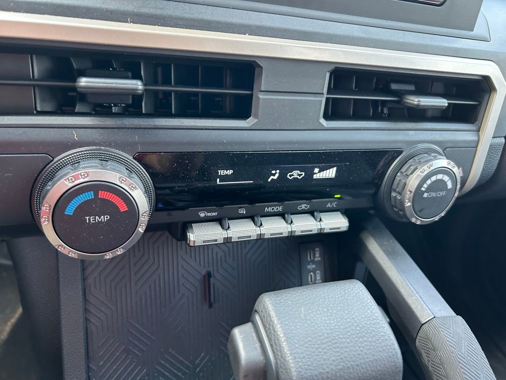 Certified 2025 Toyota Tacoma SR AWD/4WD image 26
