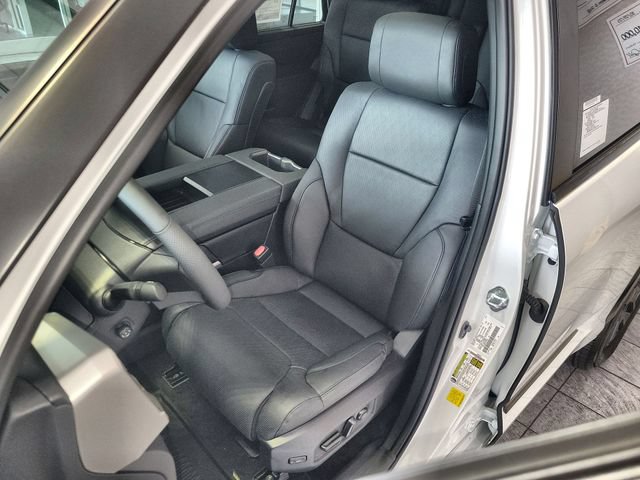 New 2026 Toyota Sequoia Platinum AWD/4WD image 11