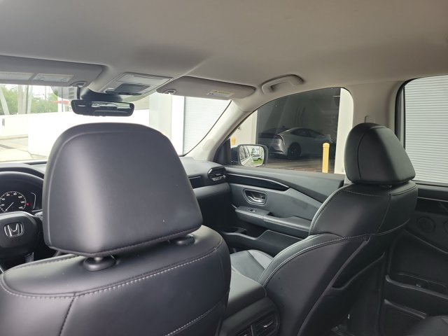 Used 2024 Honda Pilot EX-L image 17