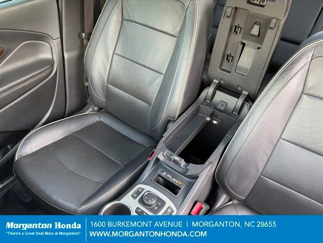 Used 2020 GMC Terrain Denali w/ Denali Premium Package AWD/4WD image 31