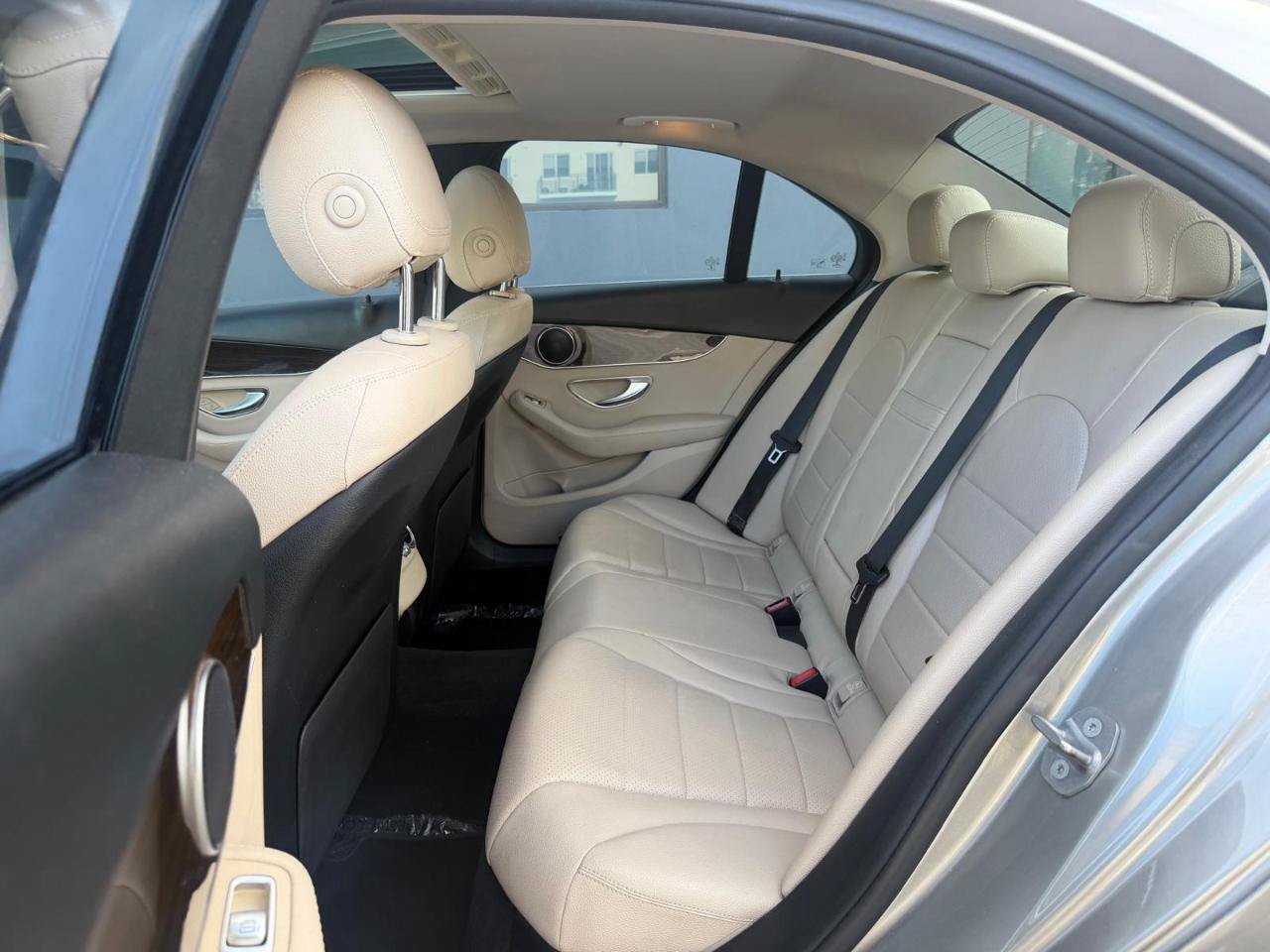 Used 2019 Mercedes-Benz C 300 Sedan image 21