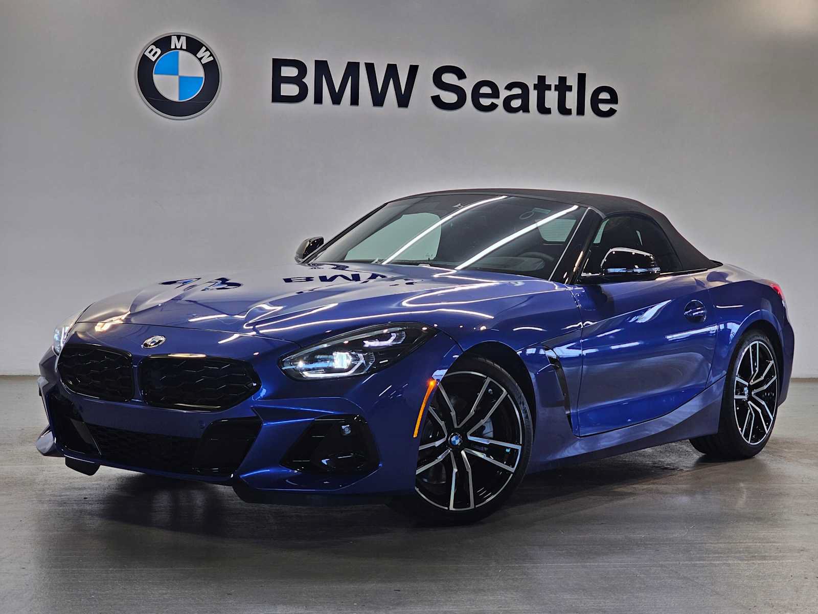 New 2026 BMW Z4 sDrive30i w/ Premium Package