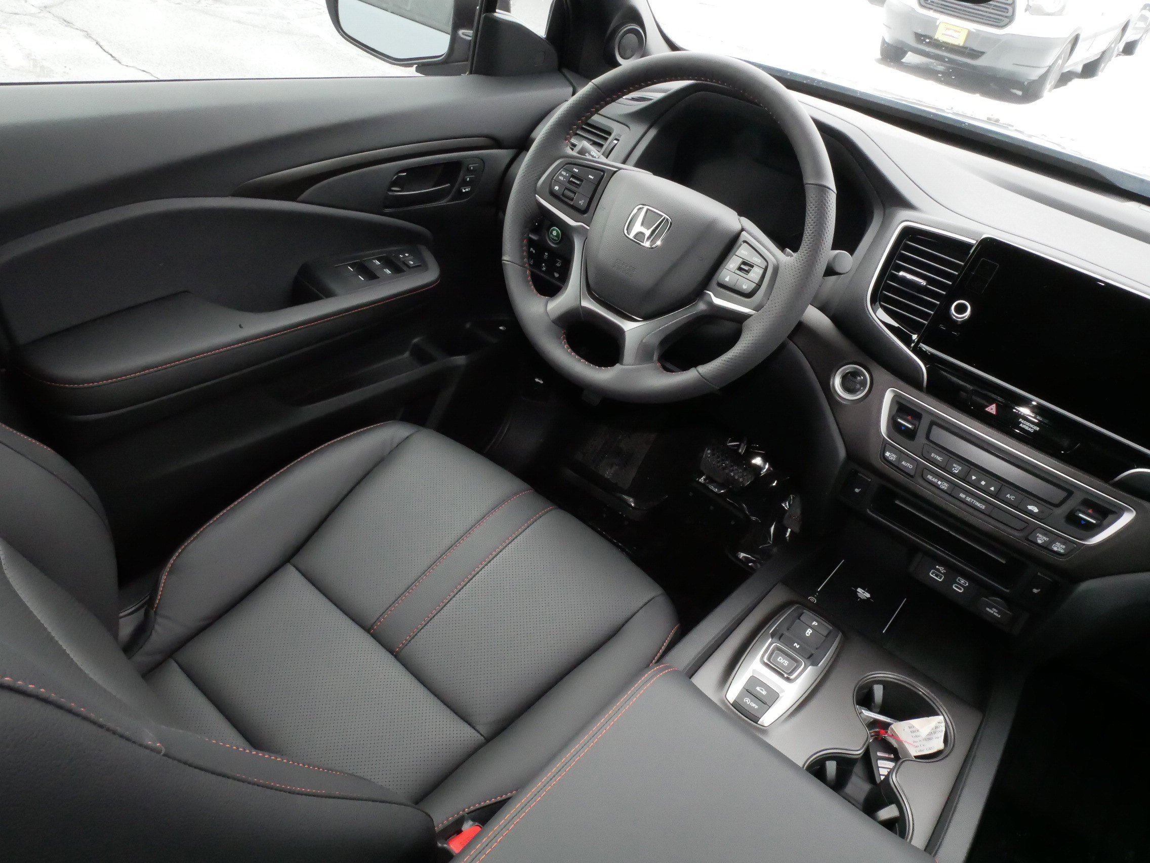 Certified 2025 Honda Ridgeline TrailSport image 9