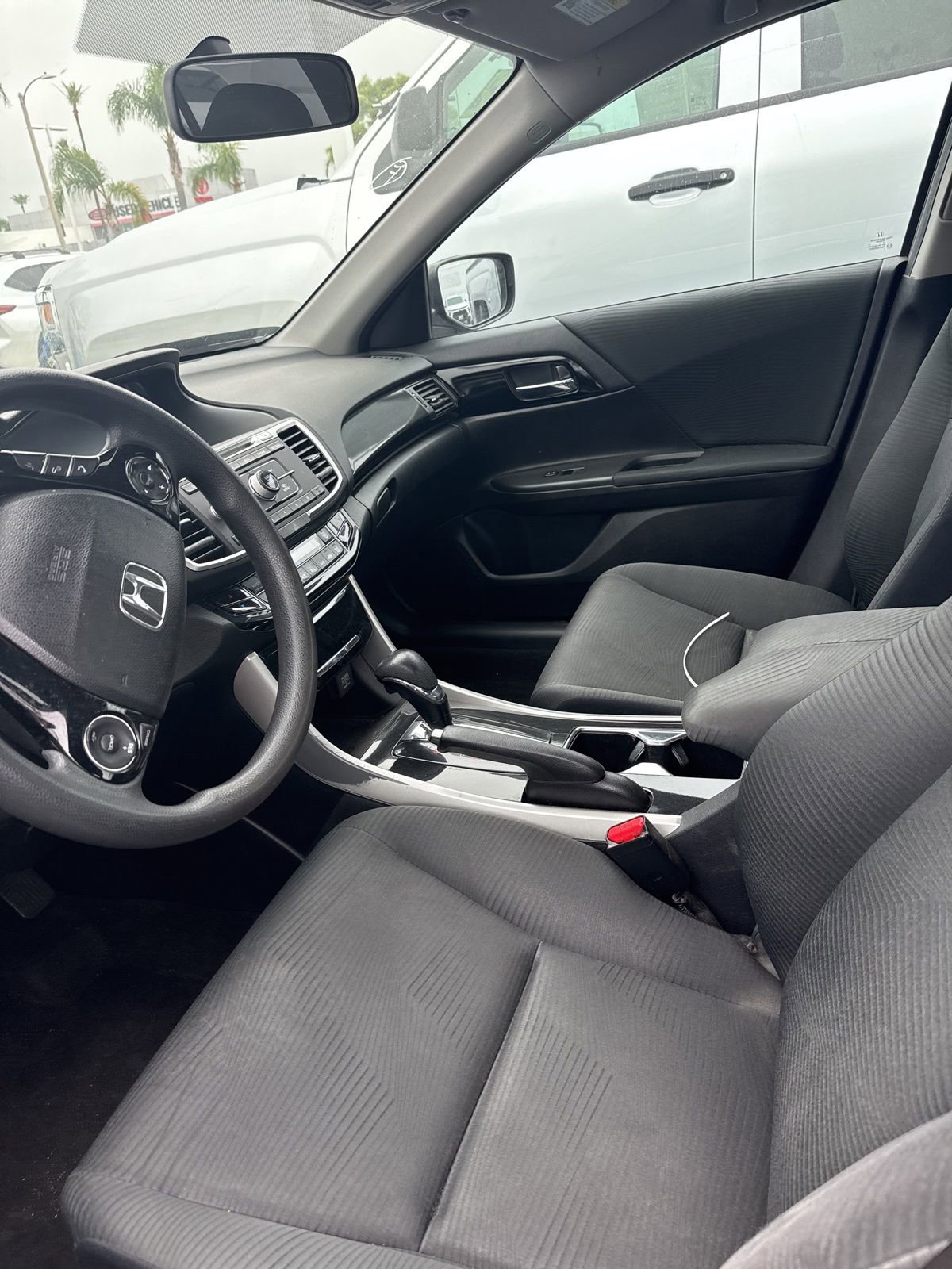 Used 2017 Honda Accord LX image 7