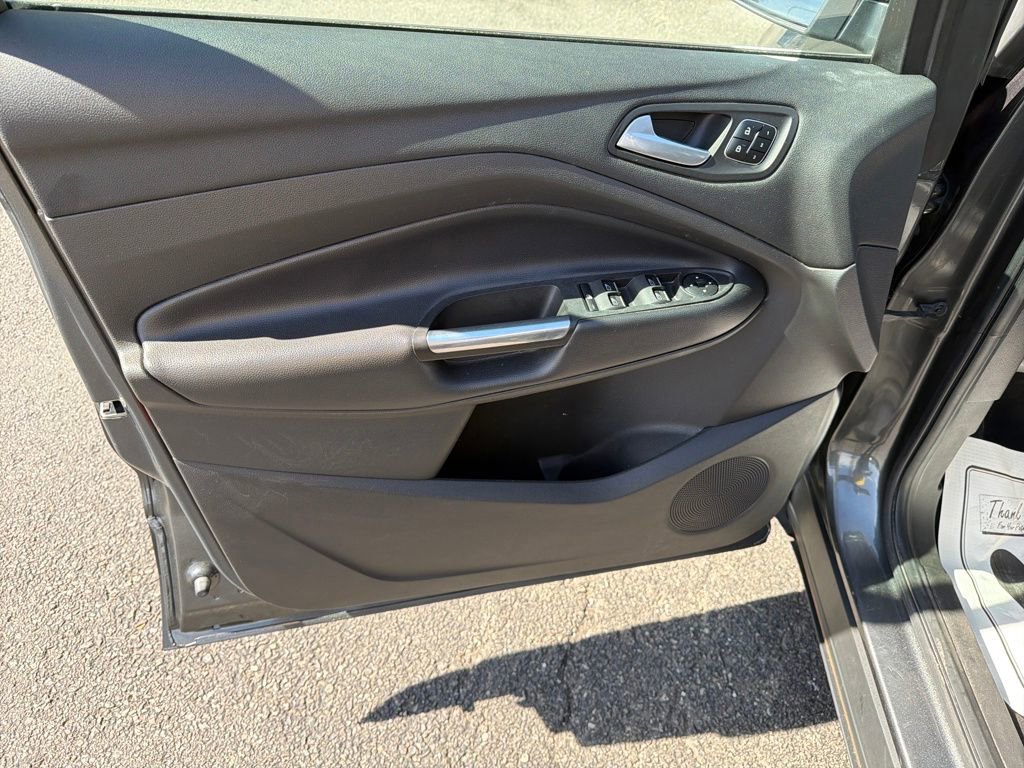 Used 2017 Ford Escape Titanium image 12