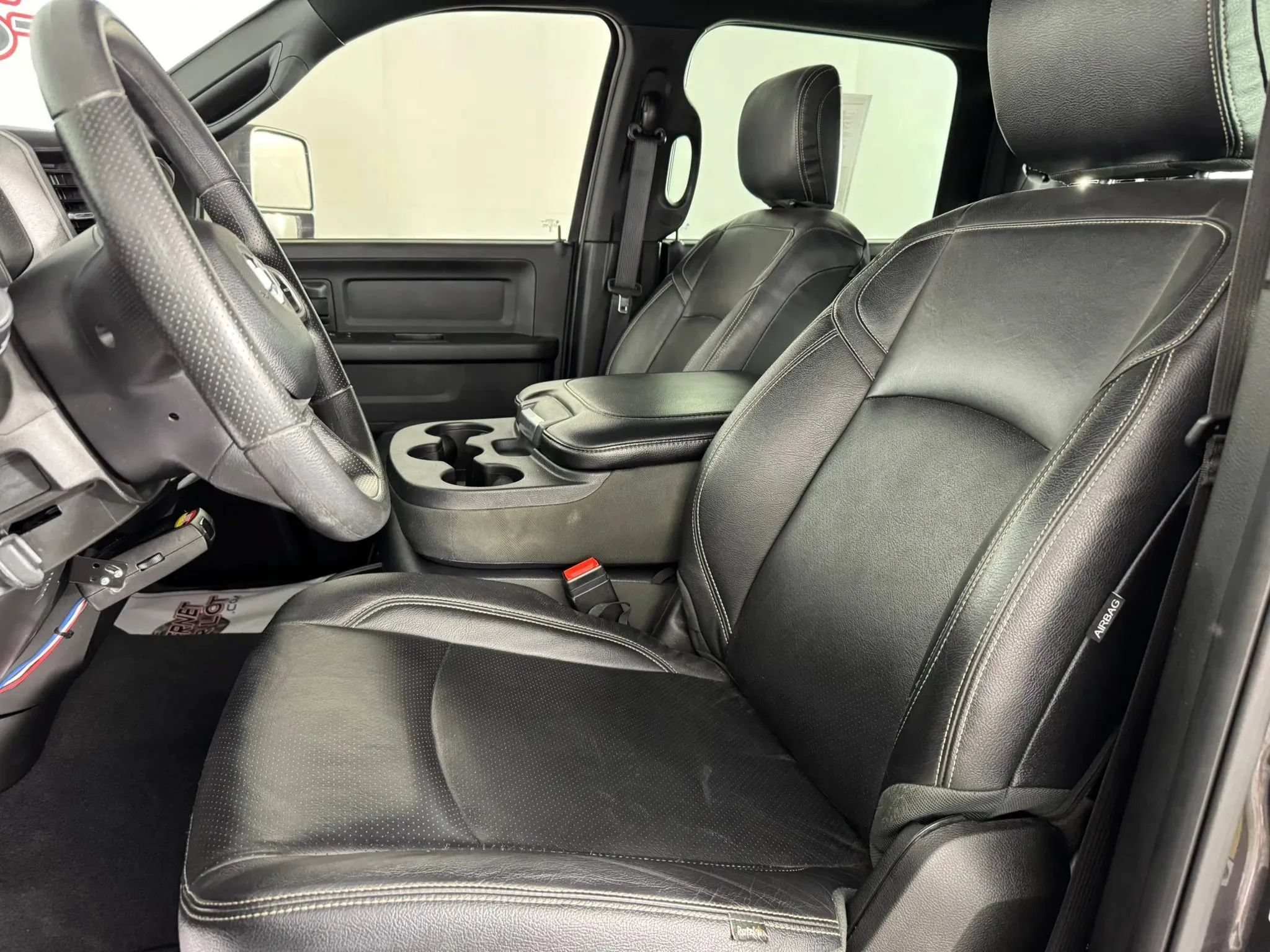 Used 2024 RAM 3500 Tradesman w/ Chrome Appearance Group AWD/4WD image 30