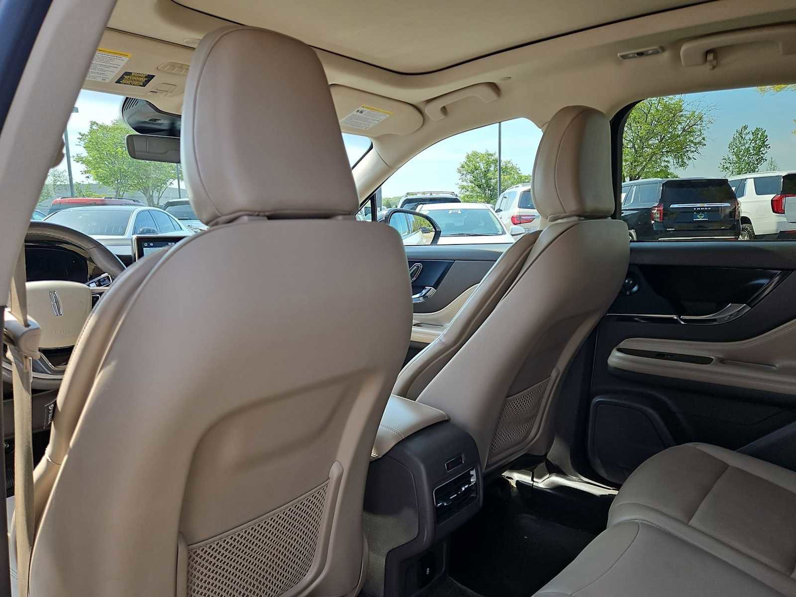 Used 2021 Lincoln Corsair Reserve w/ Elements Package AWD/4WD image 19