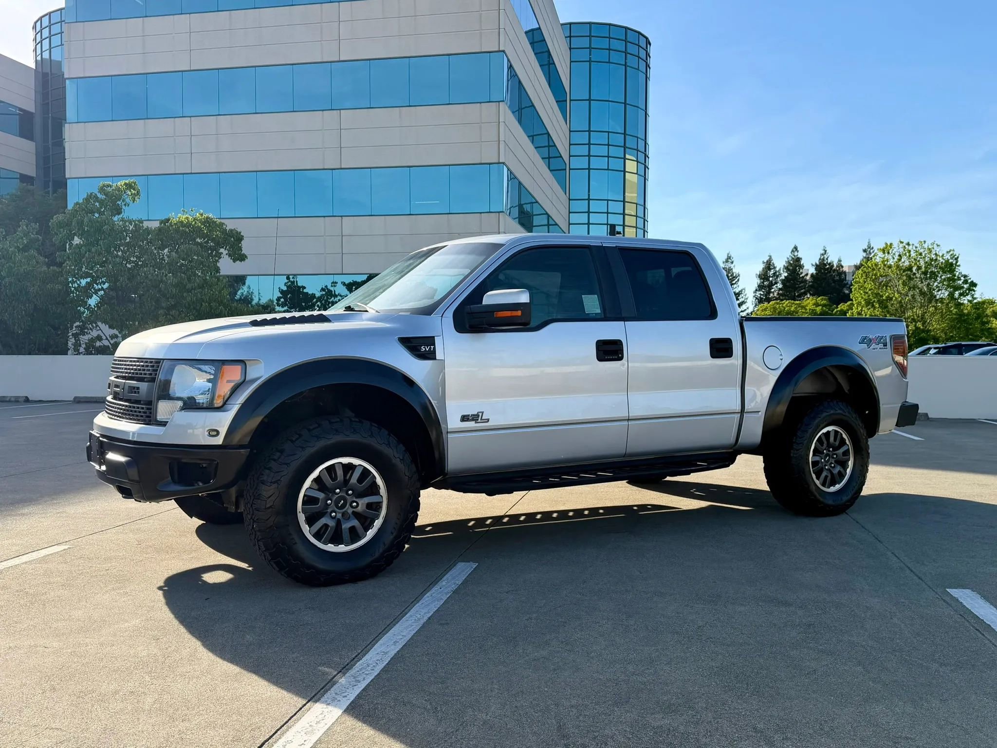 Used 2011 Ford F150 Raptor w/ Raptor Luxury Pkg AWD/4WD image 16