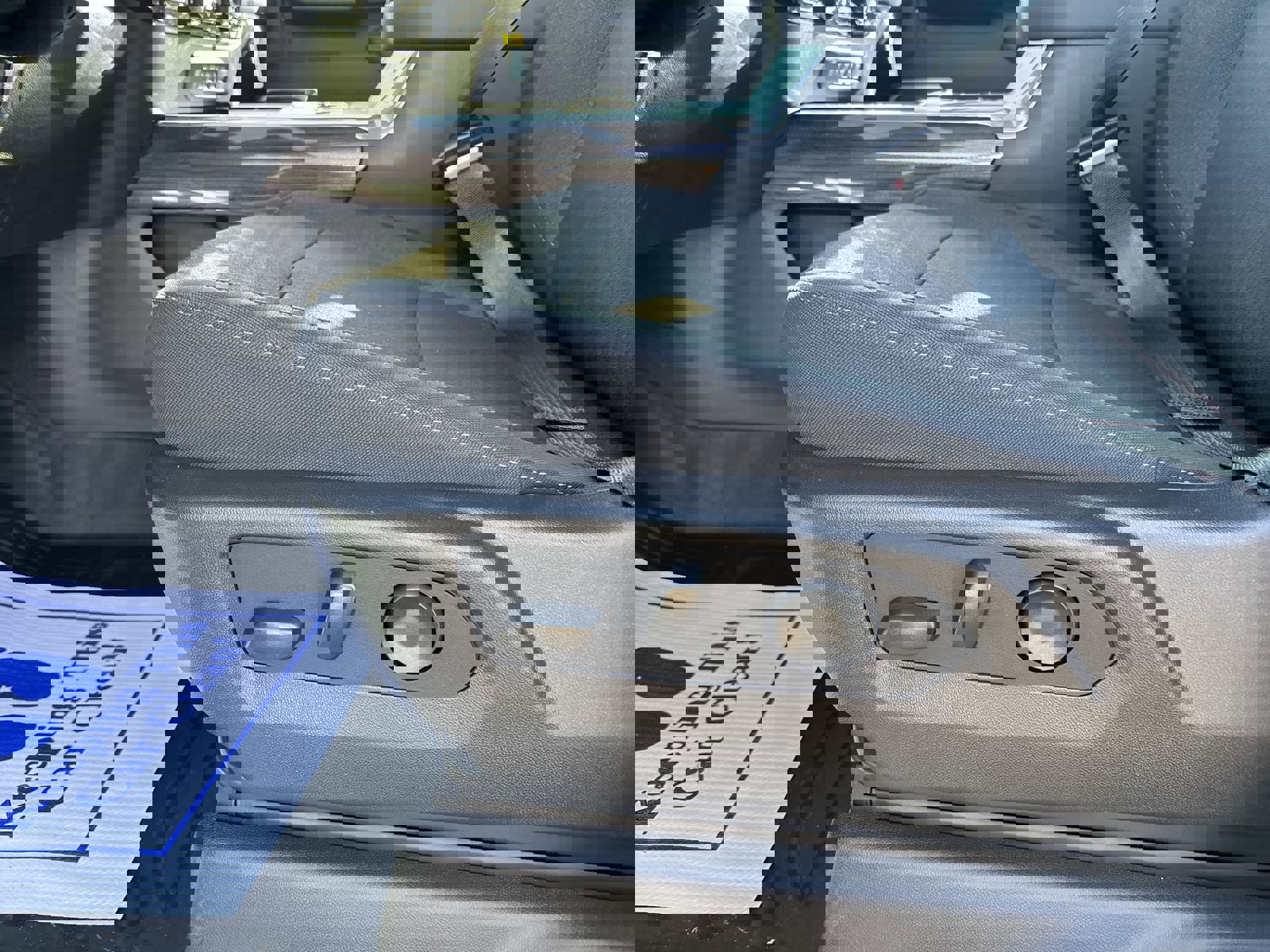 New 2026 Chevrolet Silverado 3500 LT w/ Convenience Package image 15