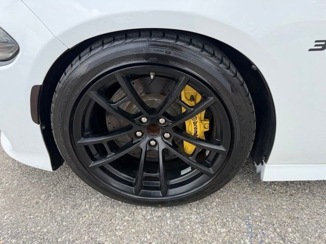 Used 2017 Dodge Charger R/T image 12