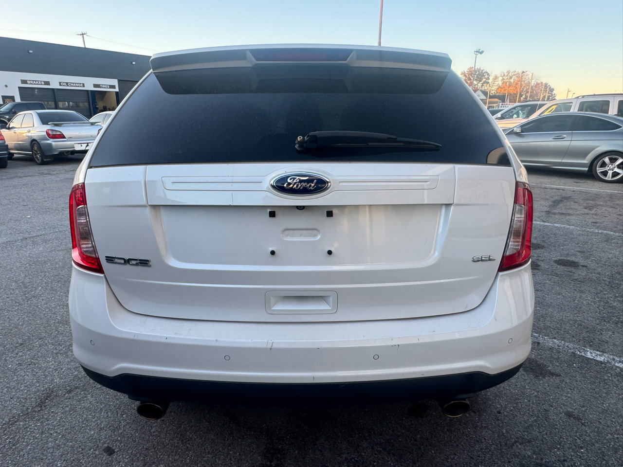 Used 2011 Ford Edge SEL w/ 201A Rapid Spec Order Code image 5