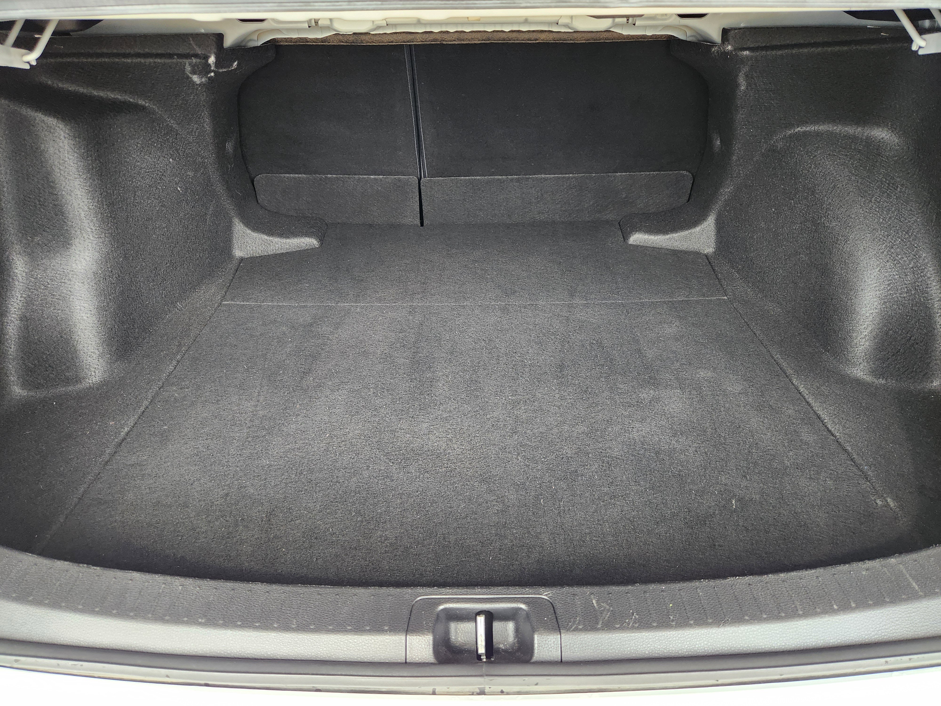 Used 2024 Toyota Corolla LE FWD image 35