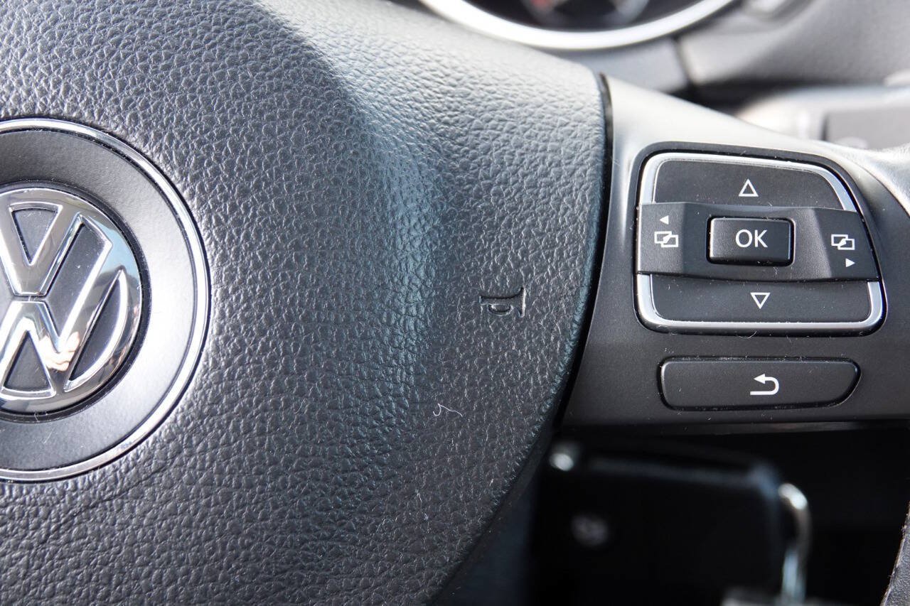 Used 2011 Volkswagen Golf TDI w/ Cold Weather Pkg FWD image 64