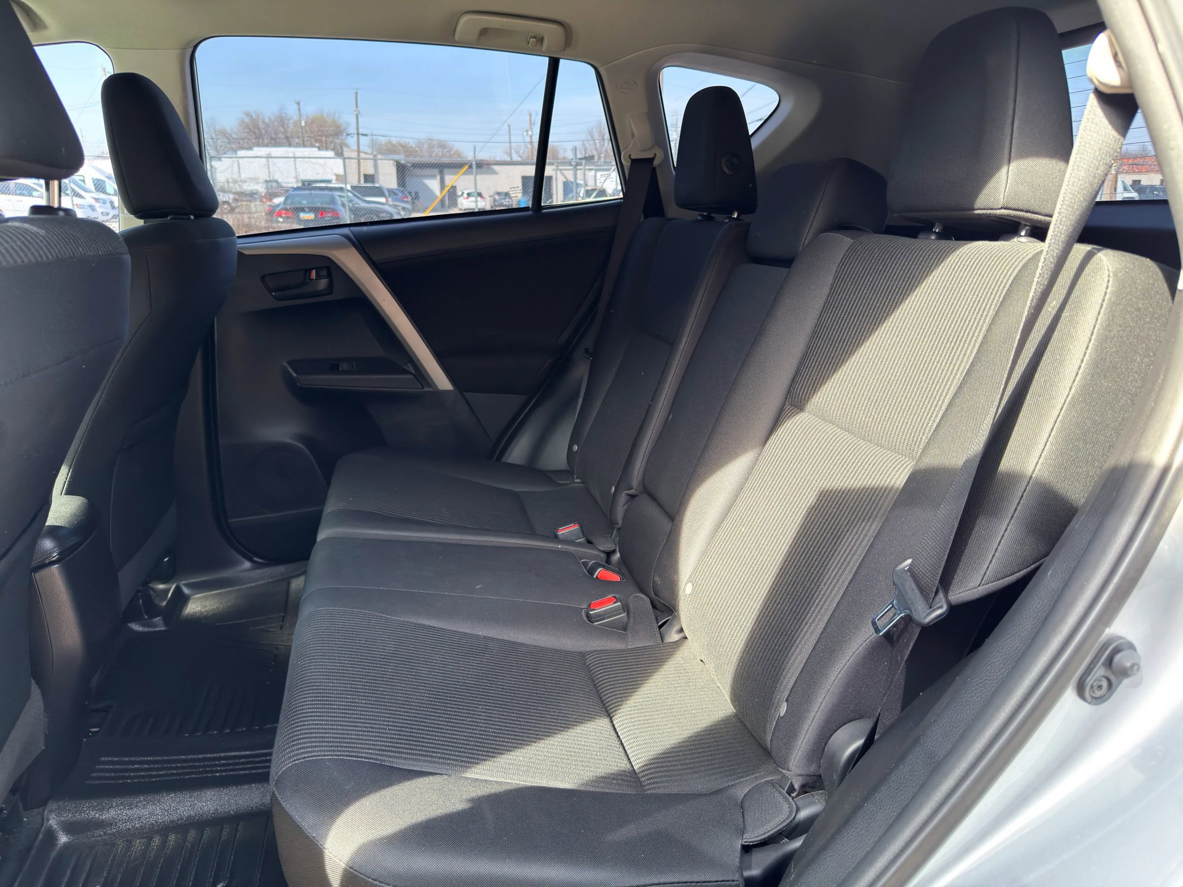 Used 2017 Toyota RAV4 LE w/ All Weather Liner Package image 17