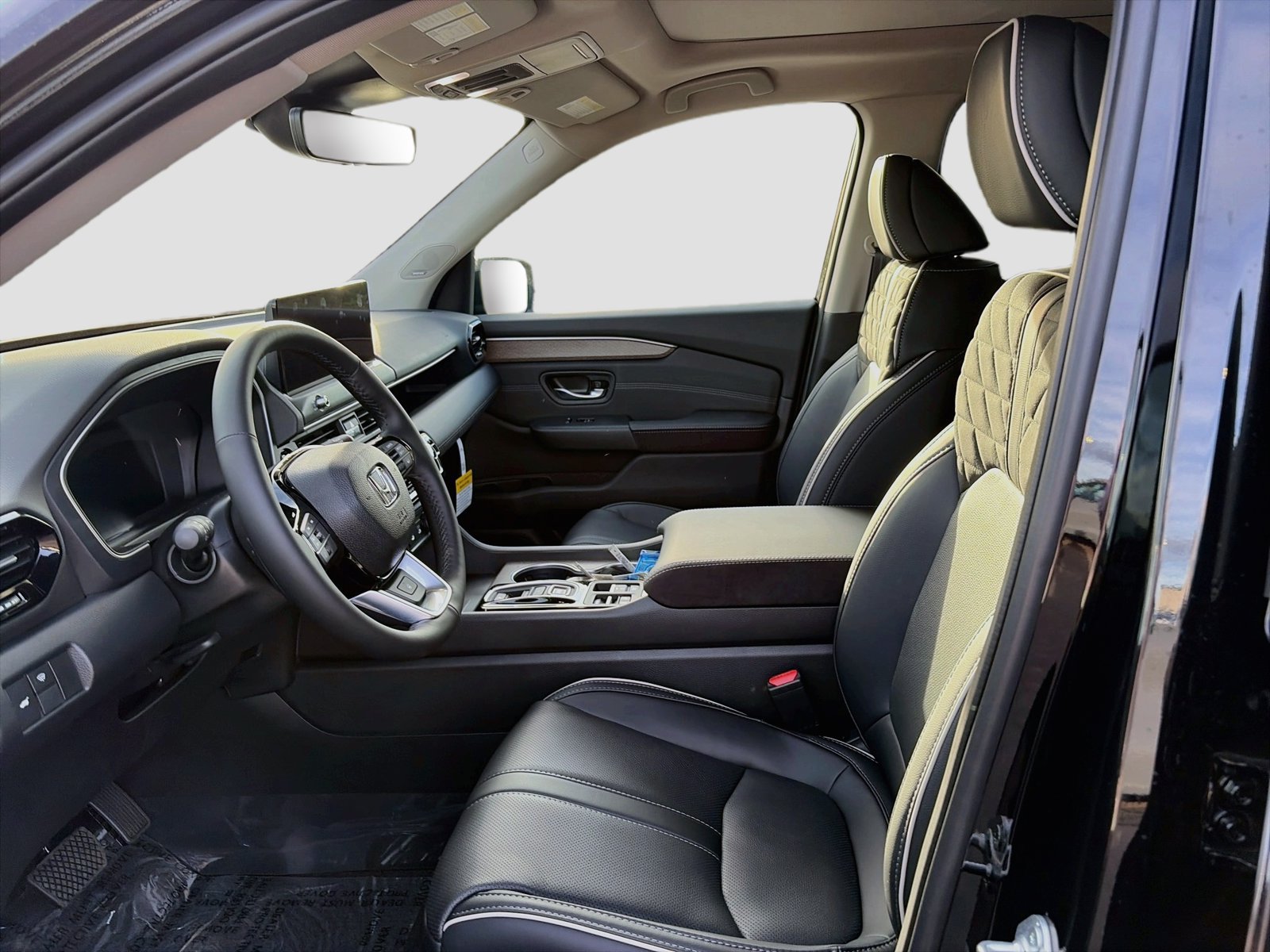 New 2026 Honda Pilot Elite image 4