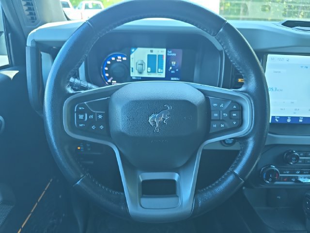 Used 2022 Ford Bronco Badlands w/ Sasquatch Package AWD/4WD image 18