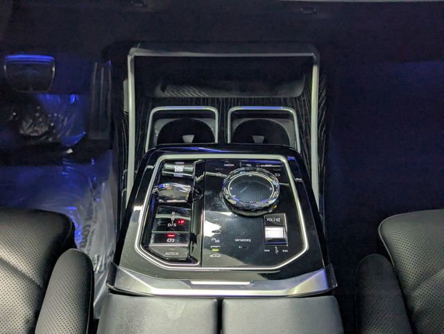 Used 2023 BMW 740i 740i image 11