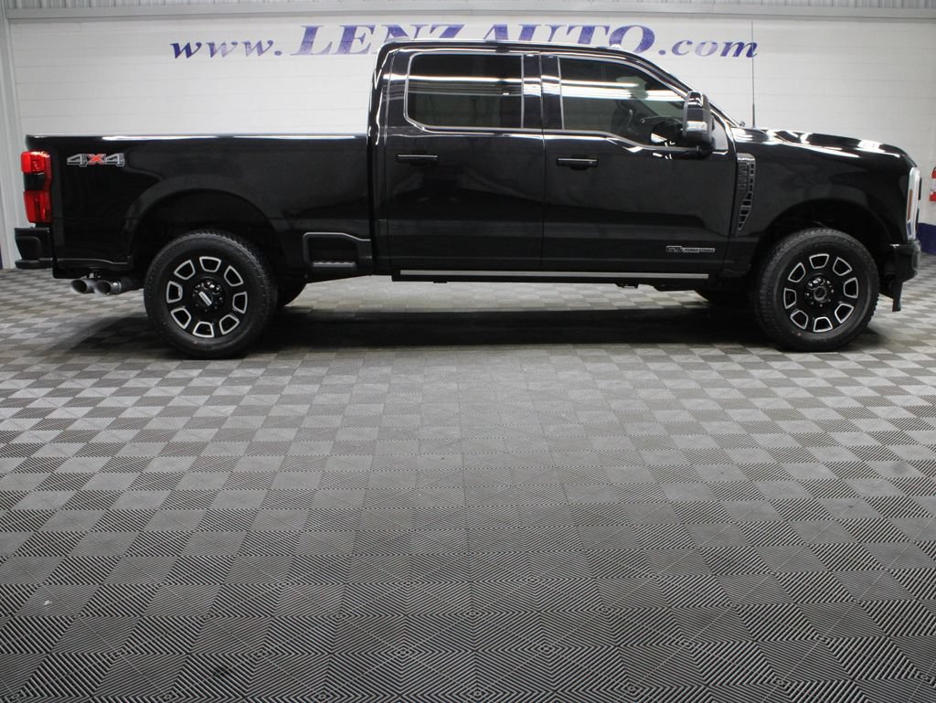 Used 2025 Ford F350 Platinum AWD/4WD image 2