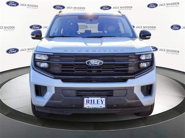 New 2025 Ford Expedition Max Active image 8