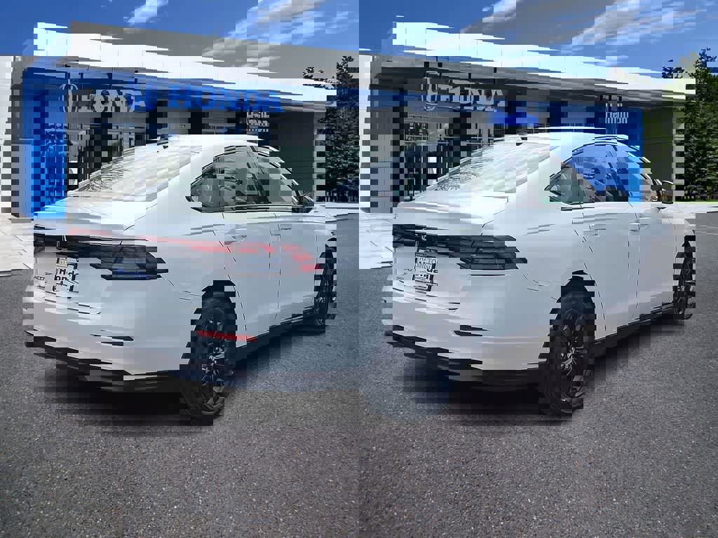 Certified 2025 Honda Accord SE image 24