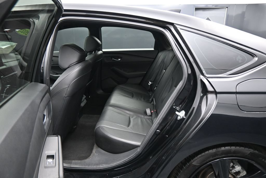 Used 2025 Honda Accord Sport image 25