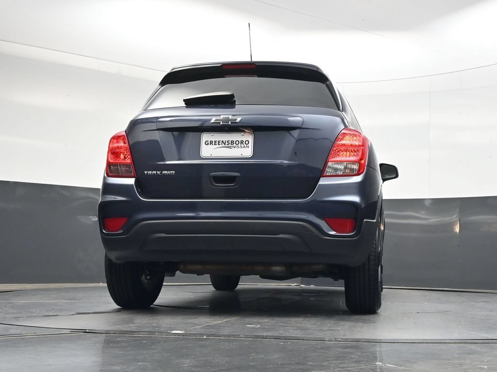 Used 2019 Chevrolet Trax LS w/ Tint and Cruise Package AWD/4WD image 40