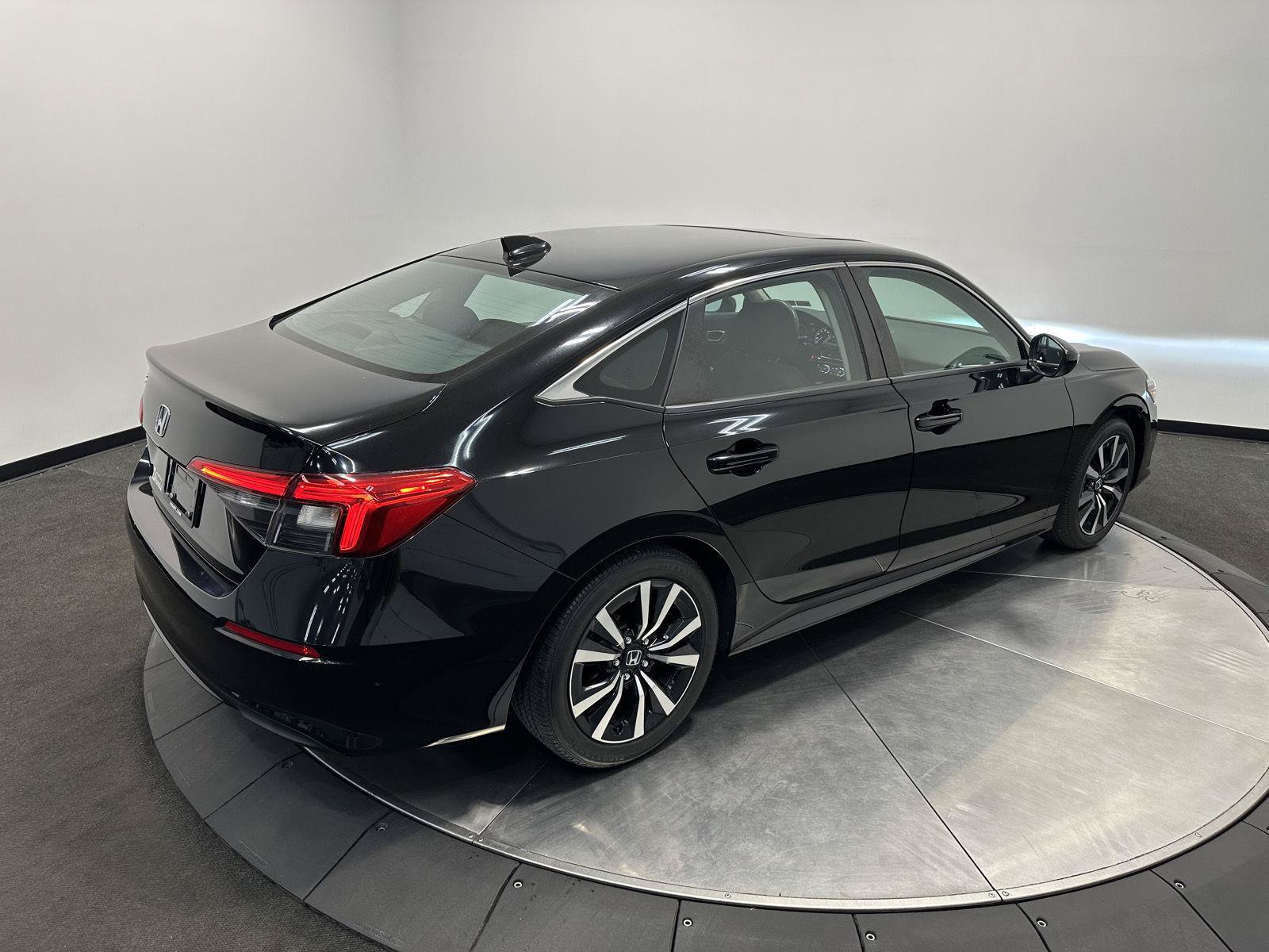 Certified 2022 Honda Civic EX image 7