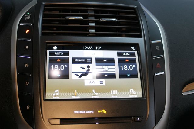 Used 2017 Lincoln MKC Select AWD/4WD image 25