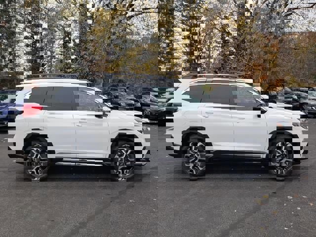 New 2026 Subaru Ascent Limited image 2