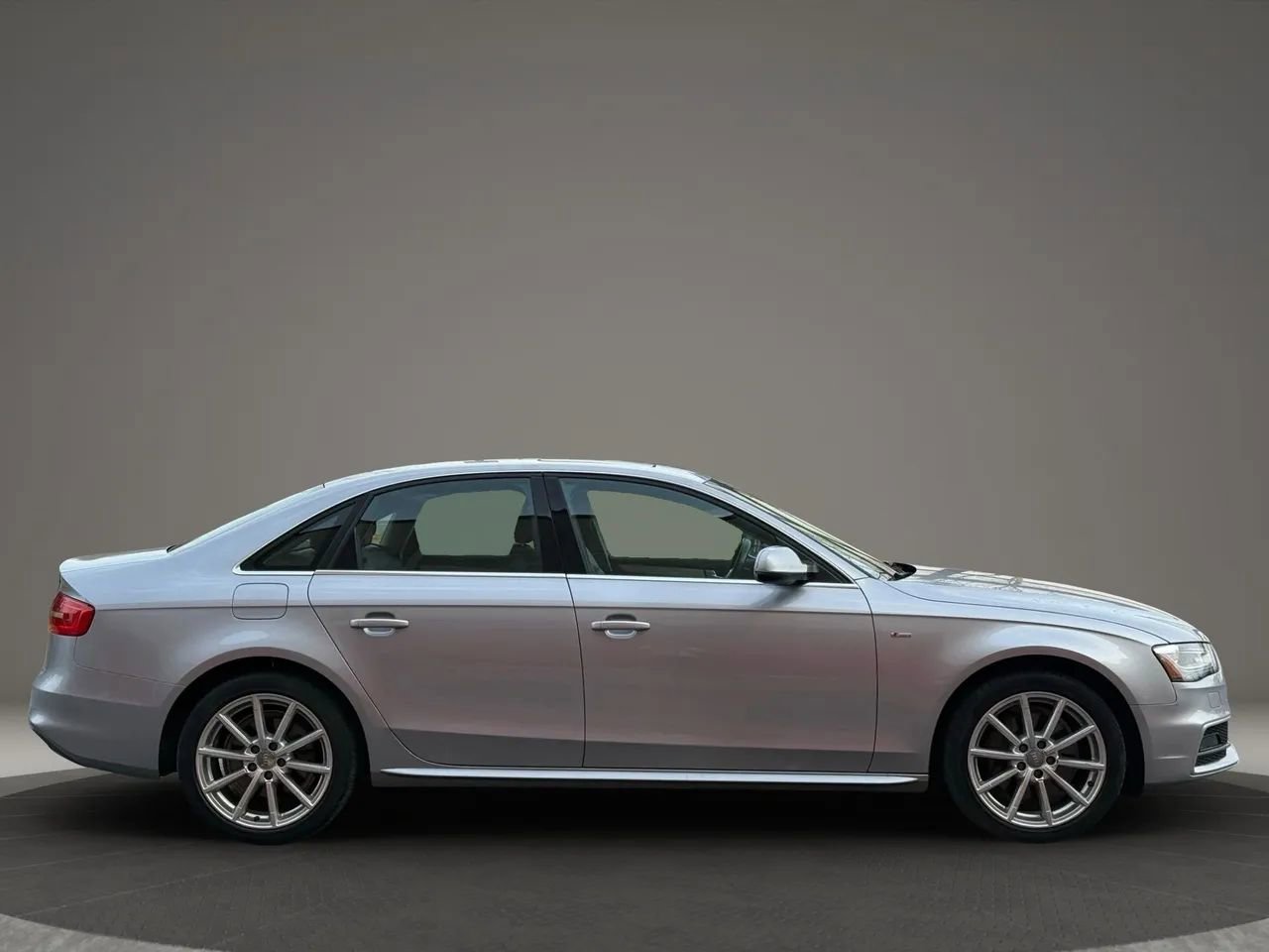 Used 2015 Audi A4 2.0T Premium w/ Audi MMI Navigation AWD/4WD image 9