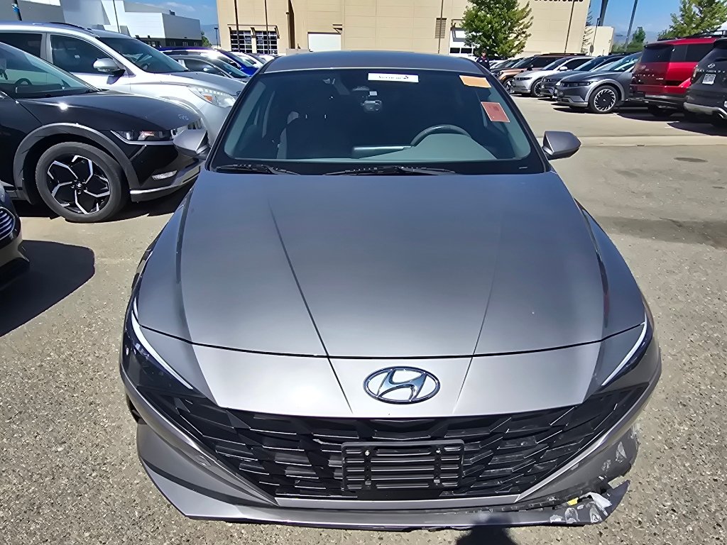 Used 2023 Hyundai Elantra SEL w/ Convenience Package FWD image 18