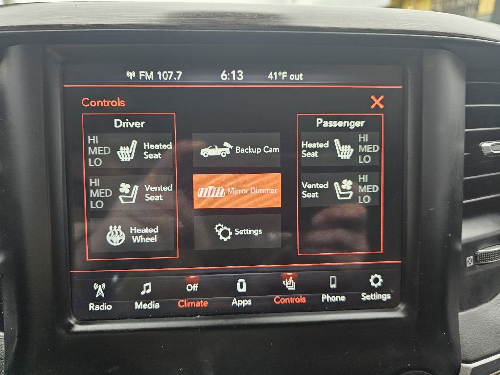 Used 2019 RAM 1500 Laramie image 19