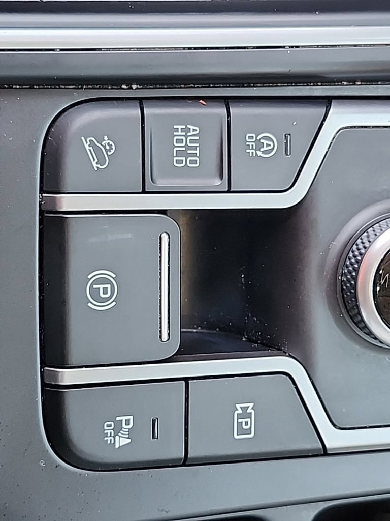Used 2021 Kia Sorento EX w/ Panoramic Sunroof Package FWD image 9