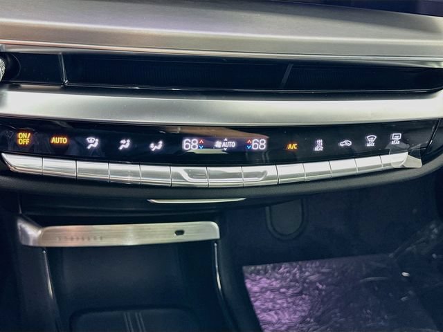 New 2027 Cadillac Lyriq Premium Luxury w/ LPO, Floor Liner Package AWD/4WD image 14