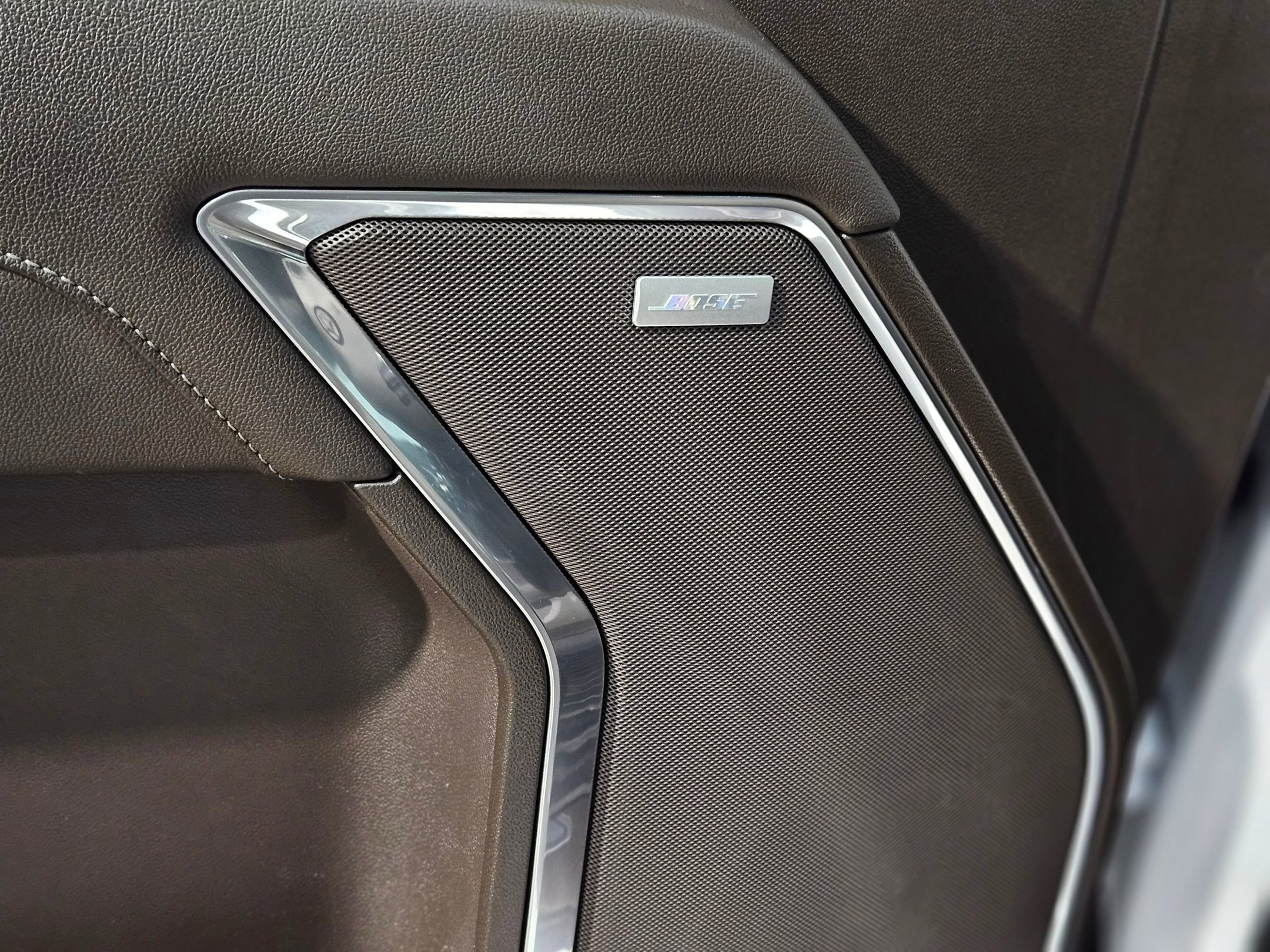 Used 2023 GMC Sierra 1500 SLT w/ SLT Premium Plus Package image 22