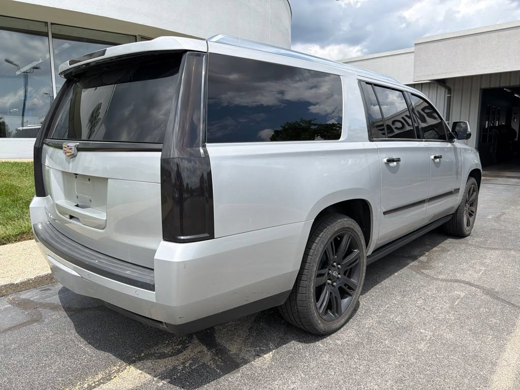 Used 2016 Cadillac Escalade ESV Premium AWD/4WD image 15